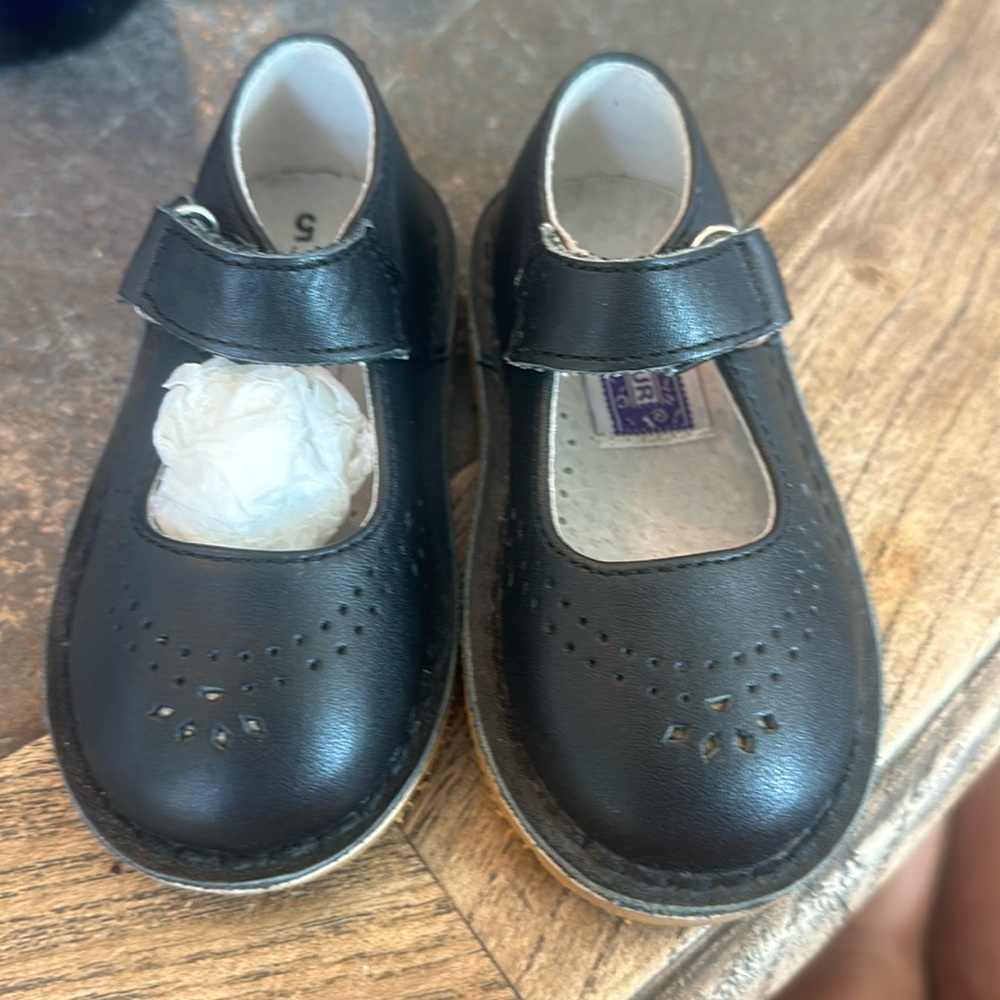 L’Amour Black Leather Mary Jane New